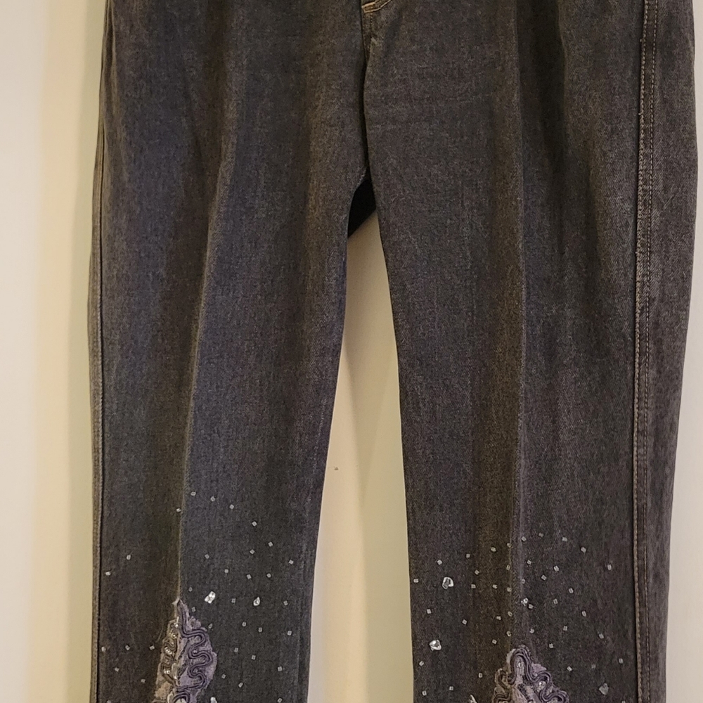 Jeans - Picture 2 of 5